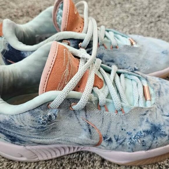 Nike Lebron James Aragonite distressed denim, size 7.5